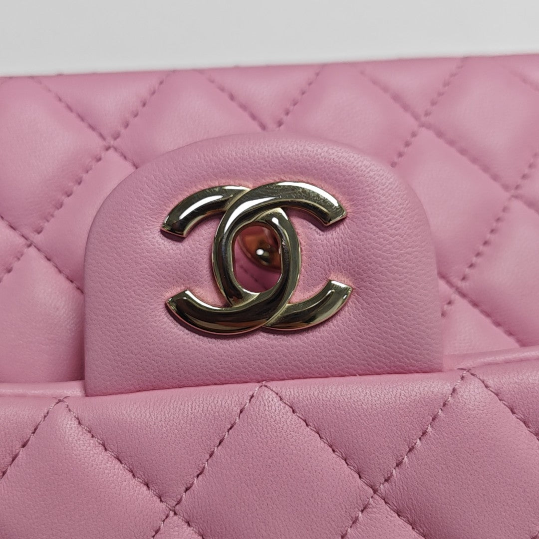 CLASSIC FLAP Mini Quilted Lambskin Purple