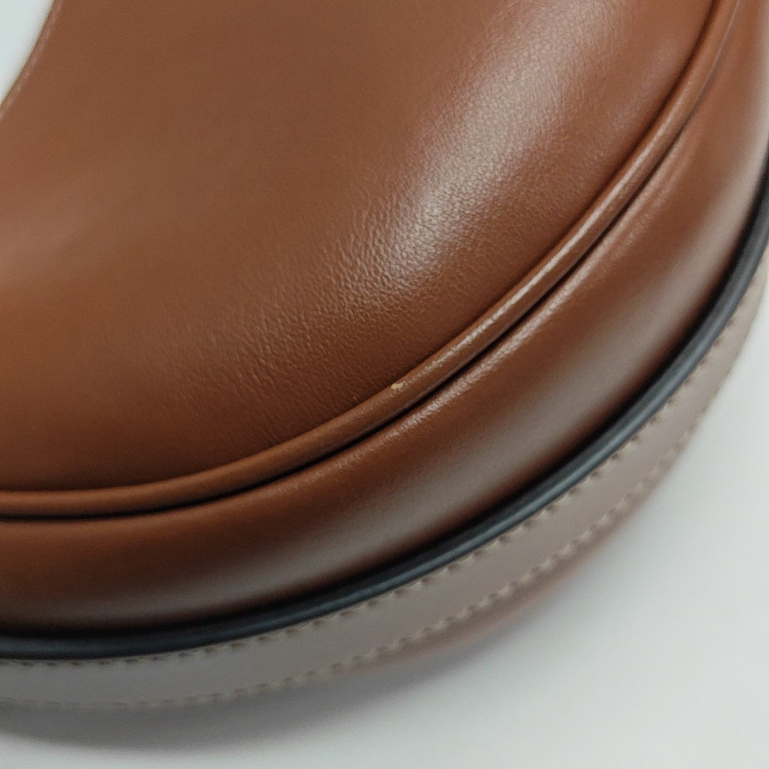 AVA Medium Calfskin Brown