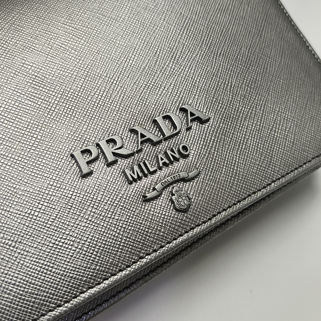 Saffiano Calfskin Shoulder Bag Silver