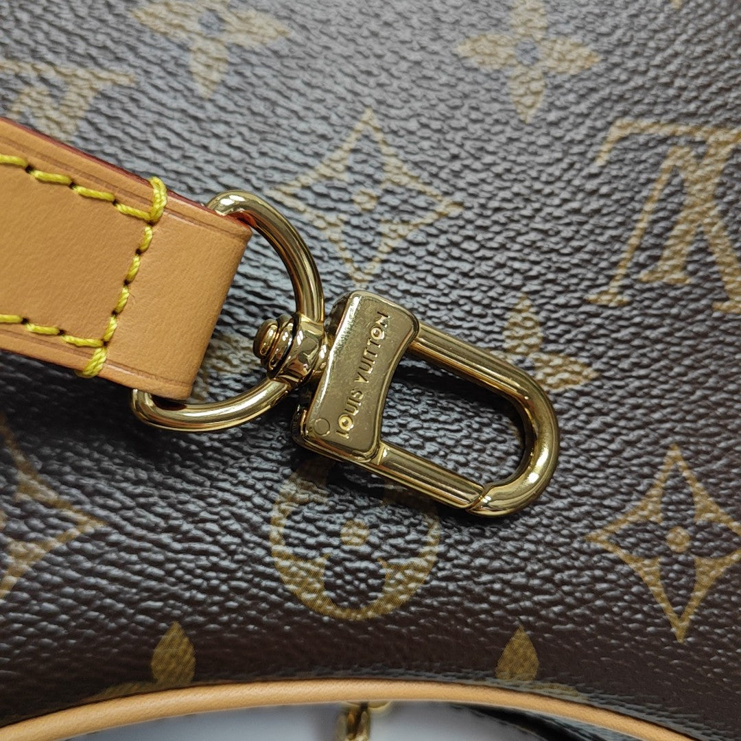 LOOP Monogram Coated Canvas Brown
