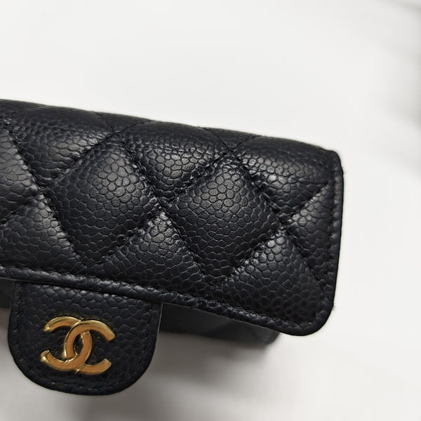 CLASSIC FLAP Quilted Grained Calfskin Black Card Holder