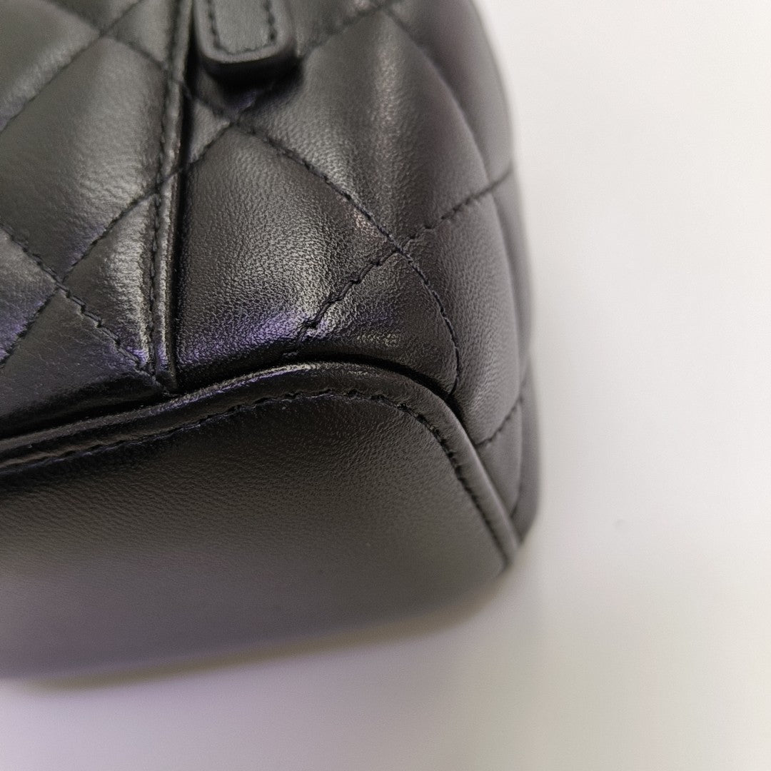 VANITY CASE Mini Quilted Lambskin Black