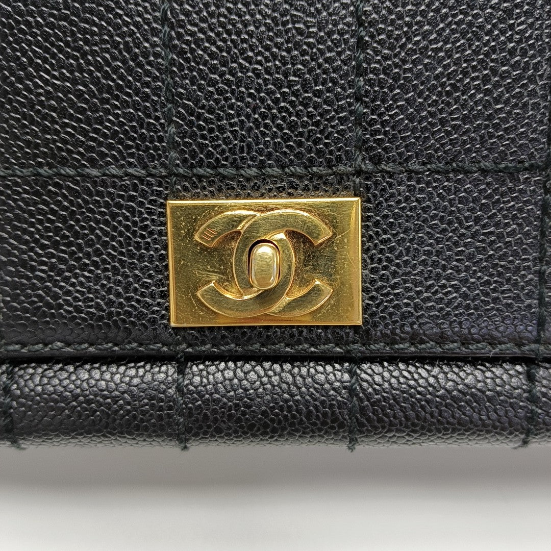 Quilted Grained Calfskin Shoulder Bag Black