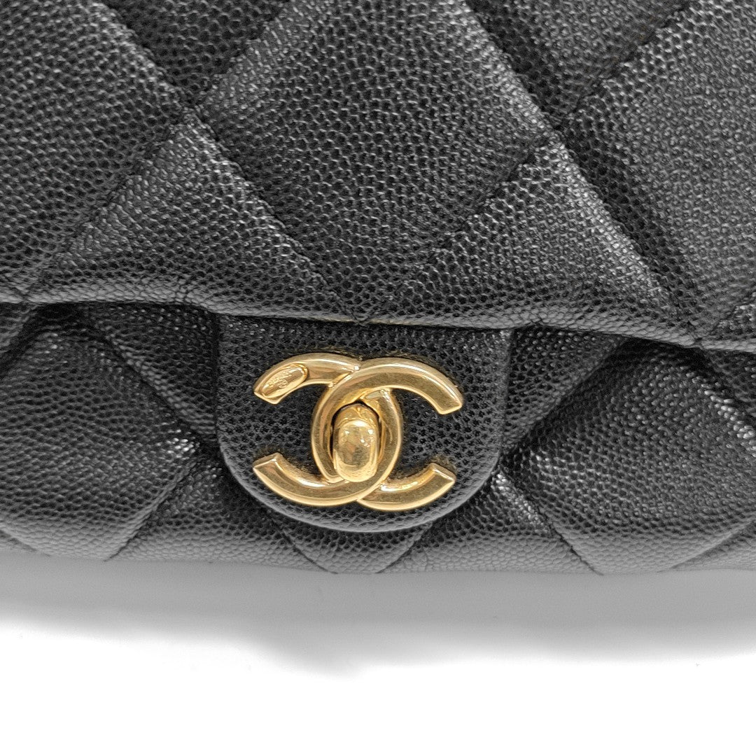 Medium Quilted Grained Calfskin Black