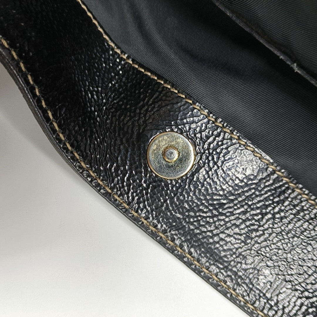 Britt Medium Calfskin Black