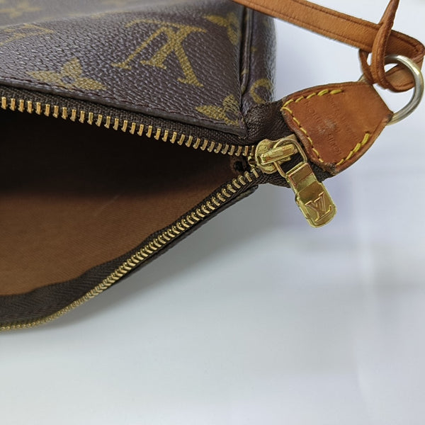 ACCESSOIRES Monogram Coated Canvas Brown