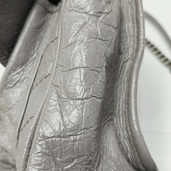 NIKI Medium Chevron Calfskin Gray