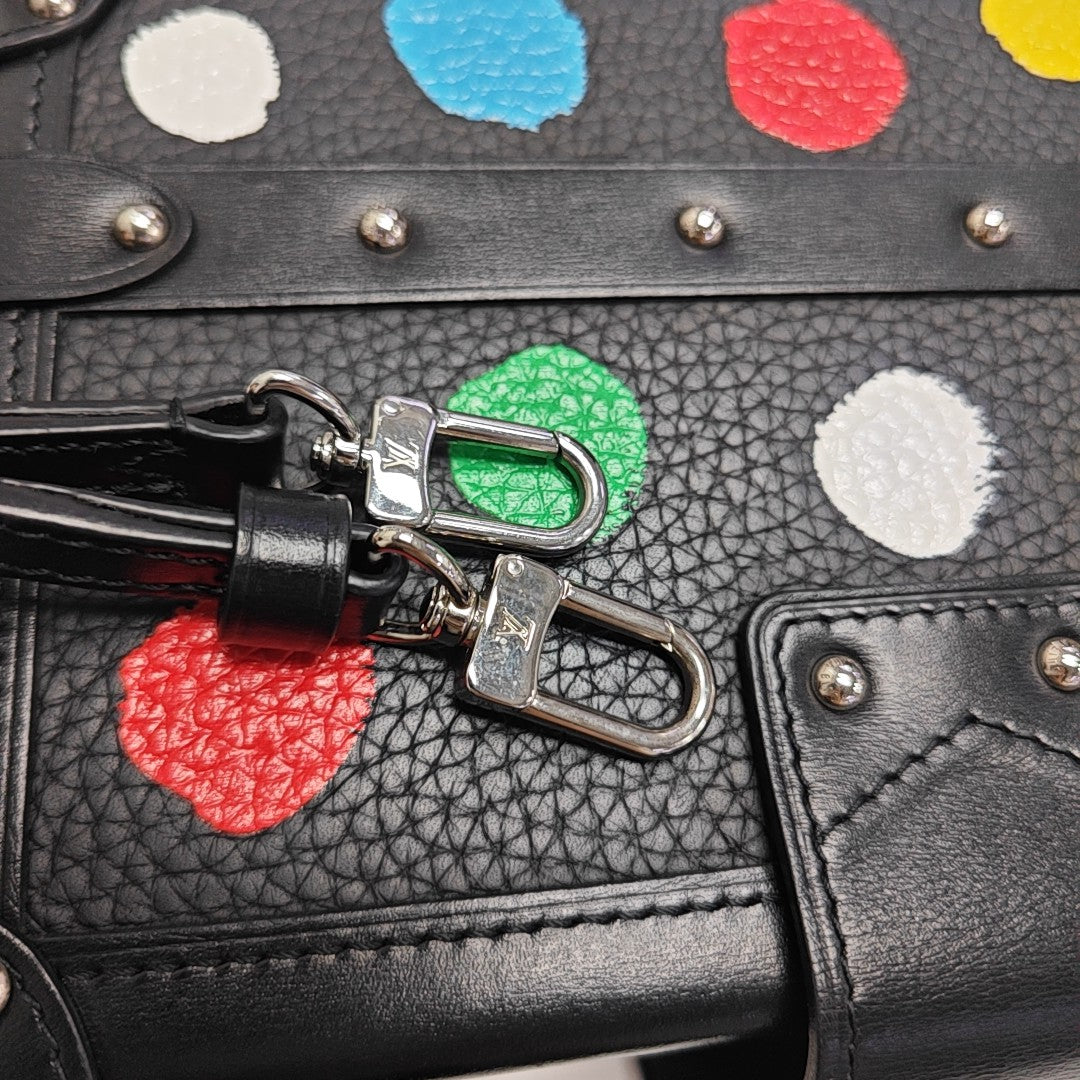 PETITE MALLE Calfskin Black