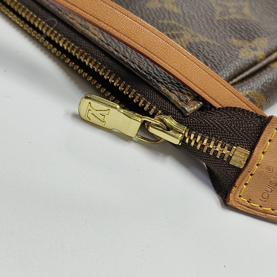 ACCESSOIRES Monogram Coated Canvas Brown