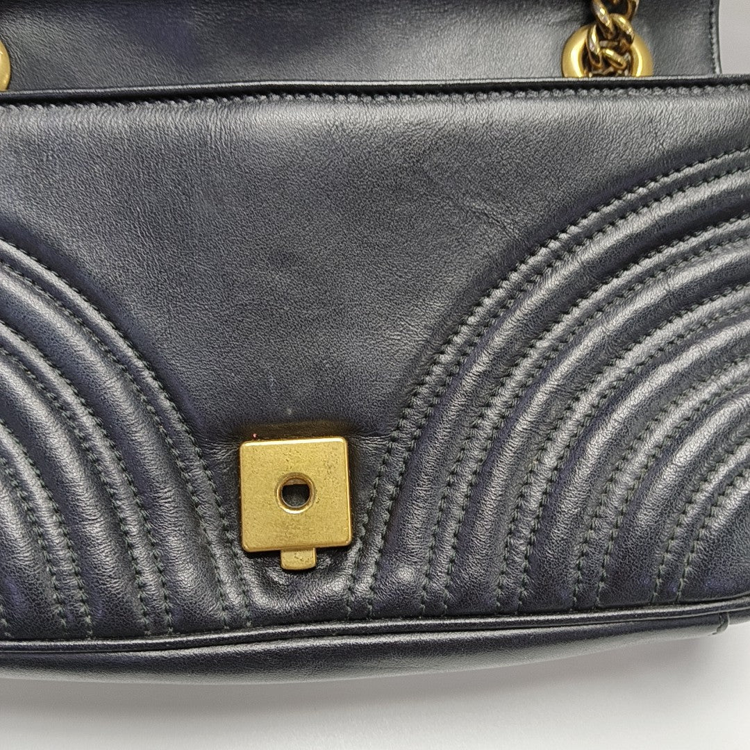 GG Marmont Medium Quilted Calfskin Black