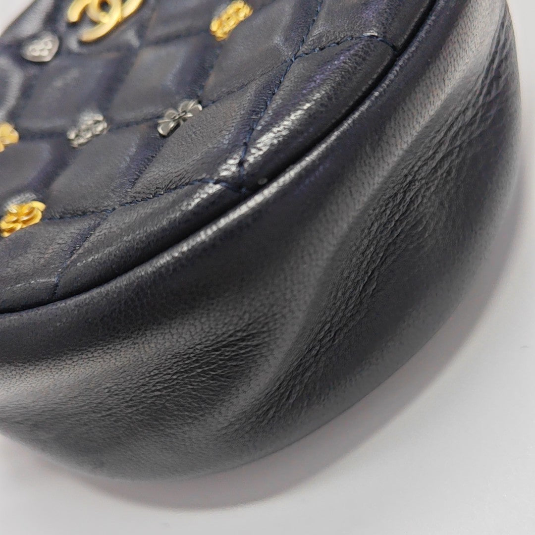 ROUND Quilted Lambskin Blue