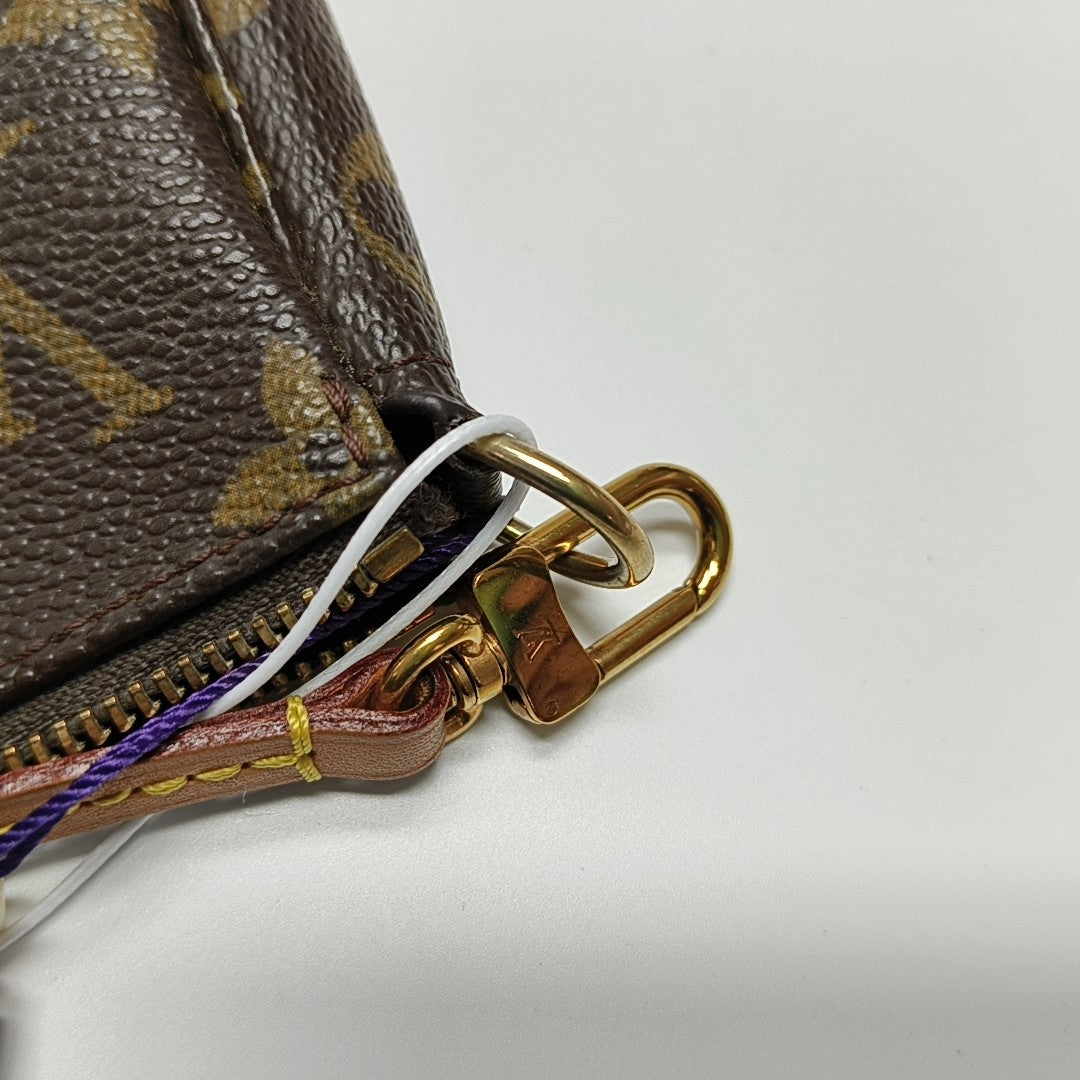 ACCESSOIRES Monogram Coated Canvas Brown