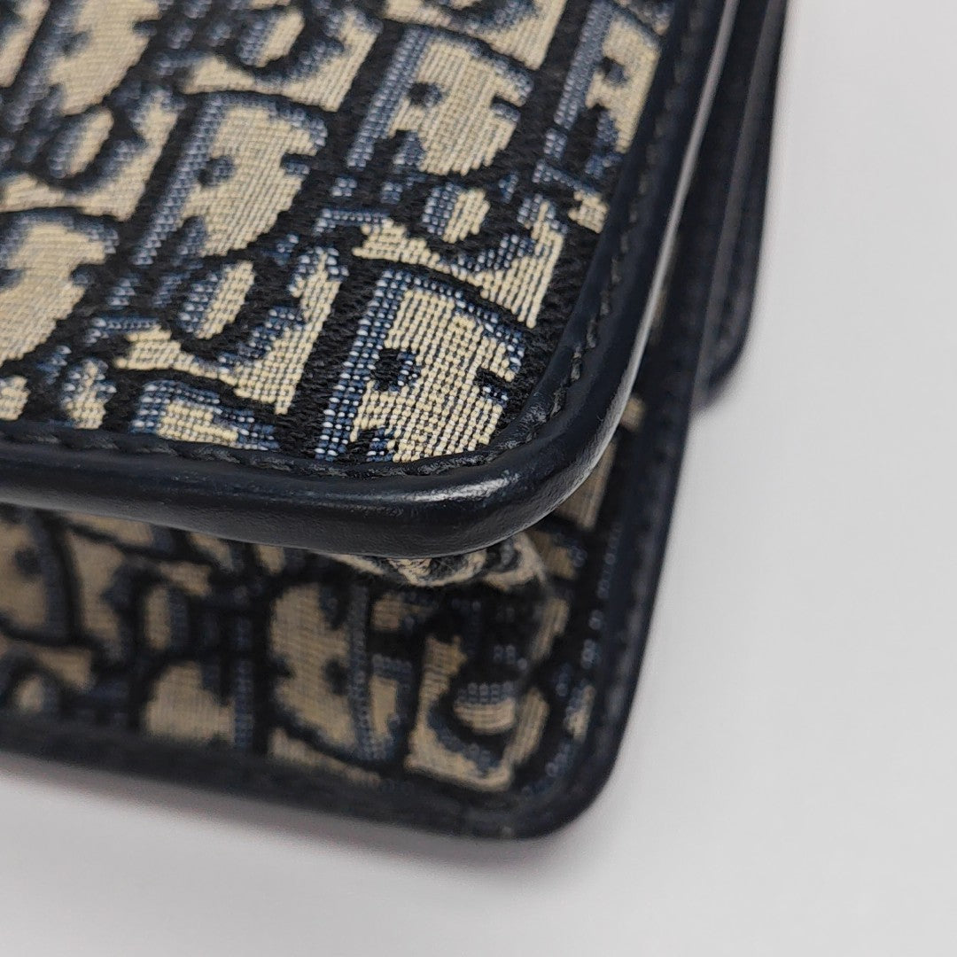 30 Montaigne Oblique Canvas Blue