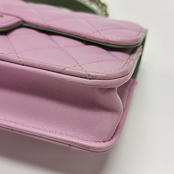 Quilted Lambskin Shoulder Bag Pink