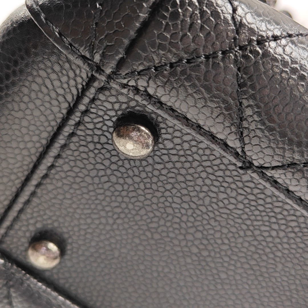 Quilted Calfskin Medium Black