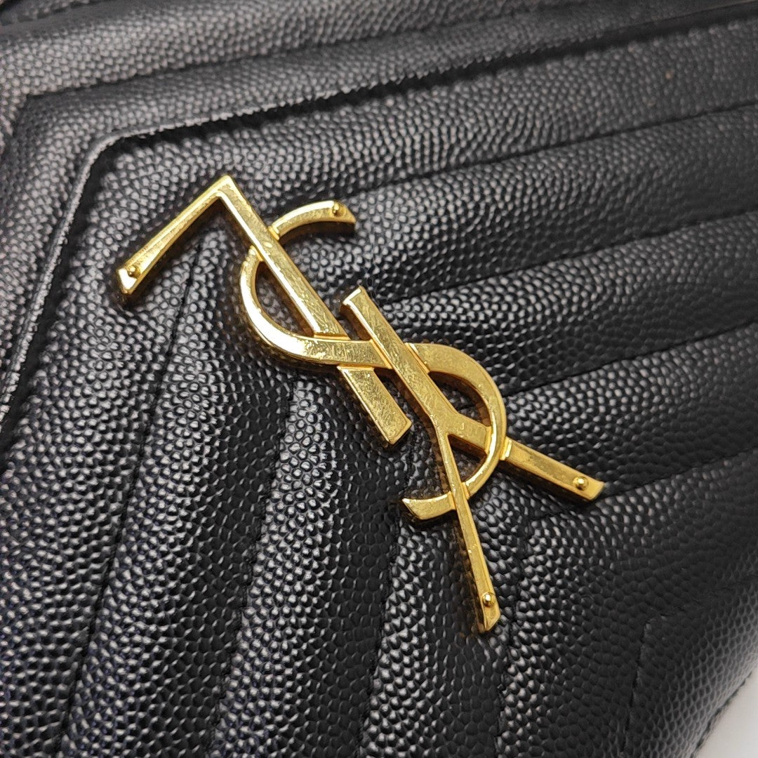 MONOGRAM Medium Chevron Calfskin Black