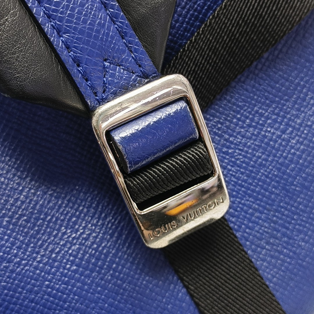 DISCOVERY PM Monogram Calfskin Blue