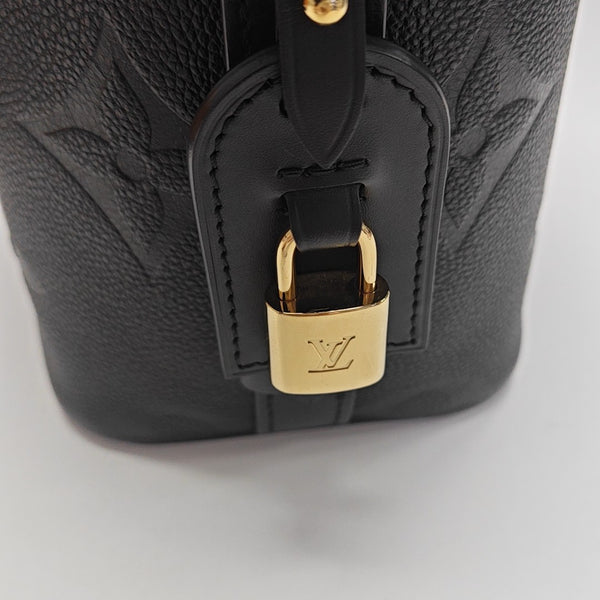 ALL IN Calfskin Black