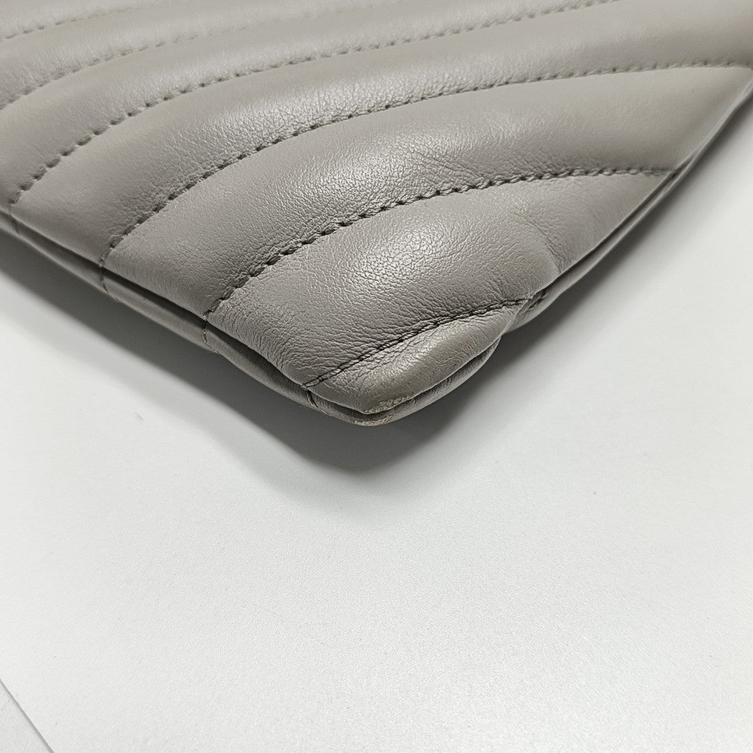 MATELASSE Chevron Calfskin Gray