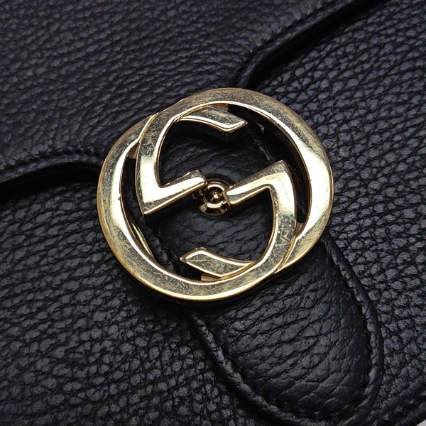 Authenticated pre-owned  Interlocking G Large Calfskin Black - Shoulder Bag at Looply