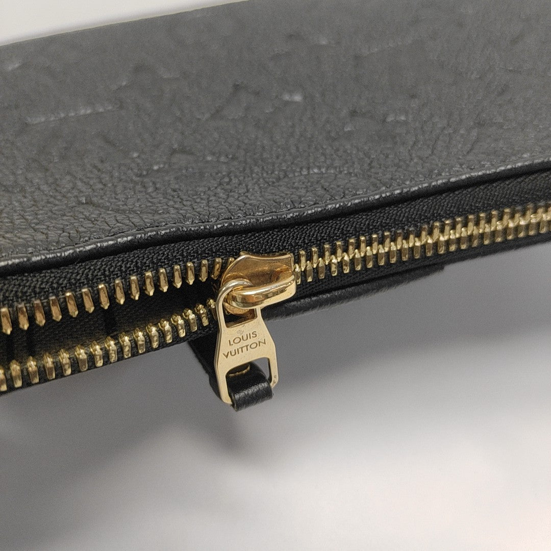 EASY POUCH ON STRAP Monogram Calfskin Black