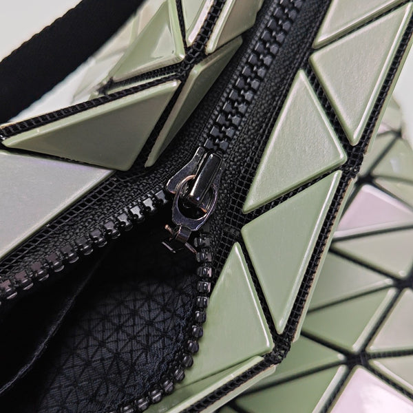 Special Material Shoulder Bag Green
