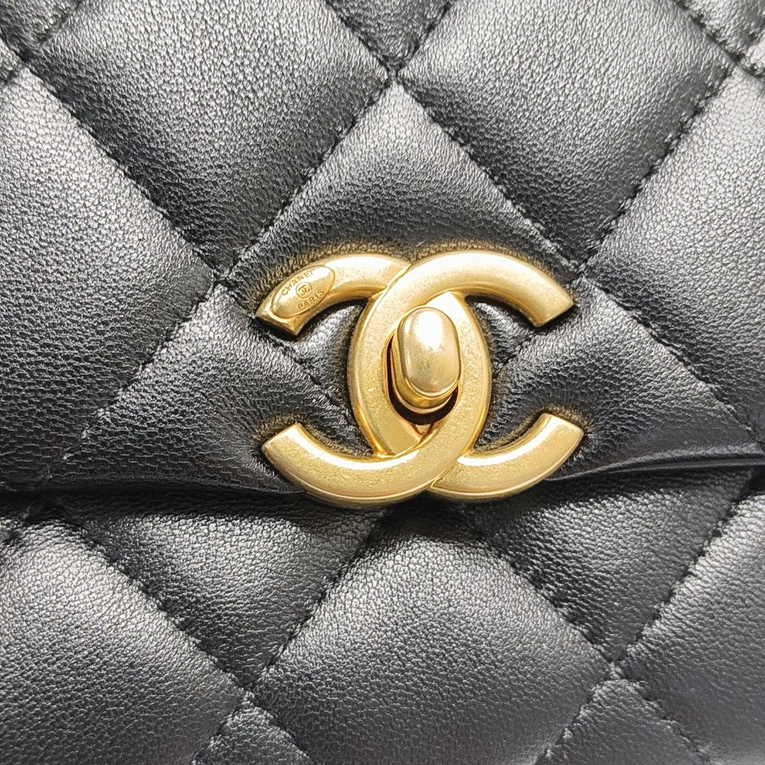 Quilted Lambskin Shoulder Bag Mini Black