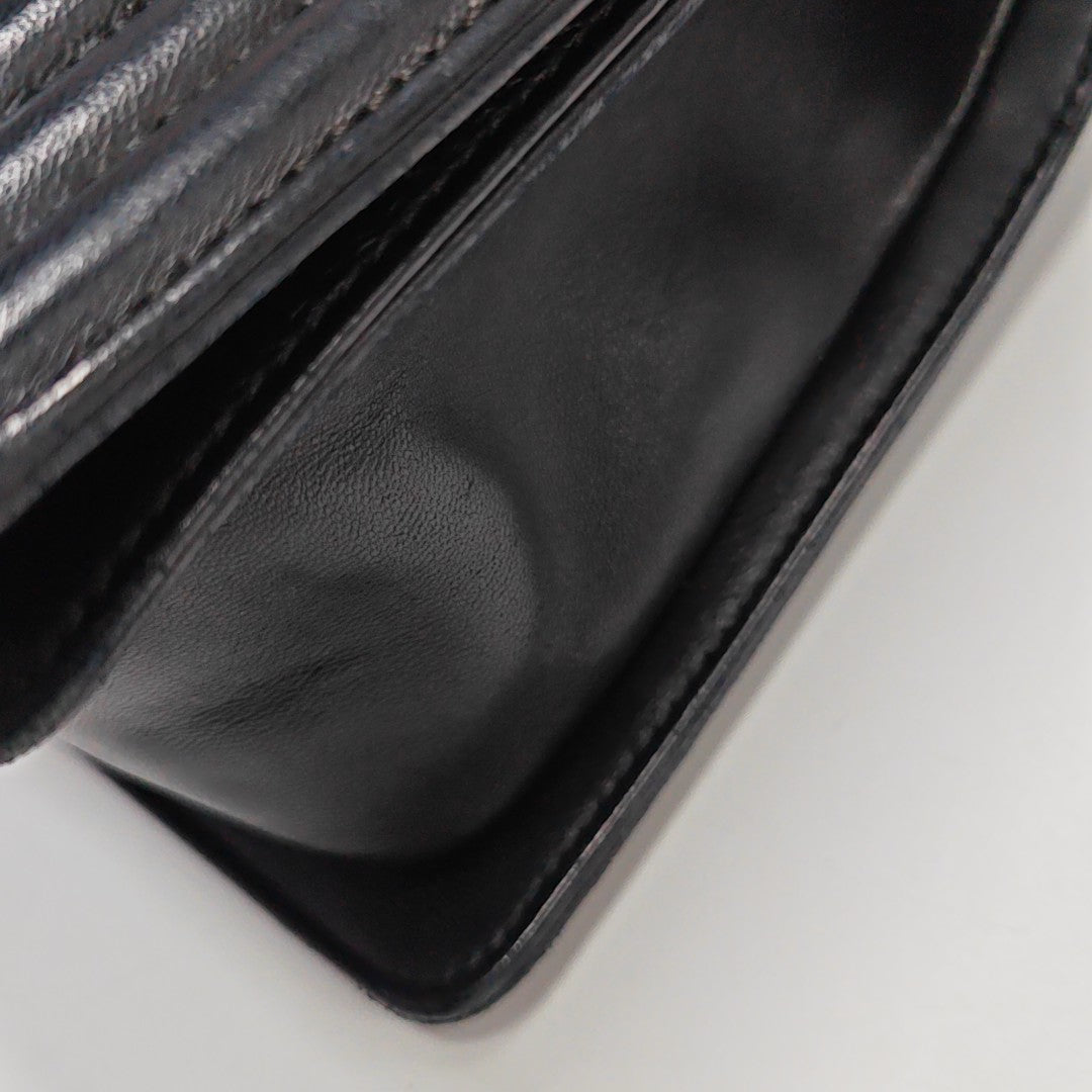 BOY CHANEL Medium Quilted Lambskin Black