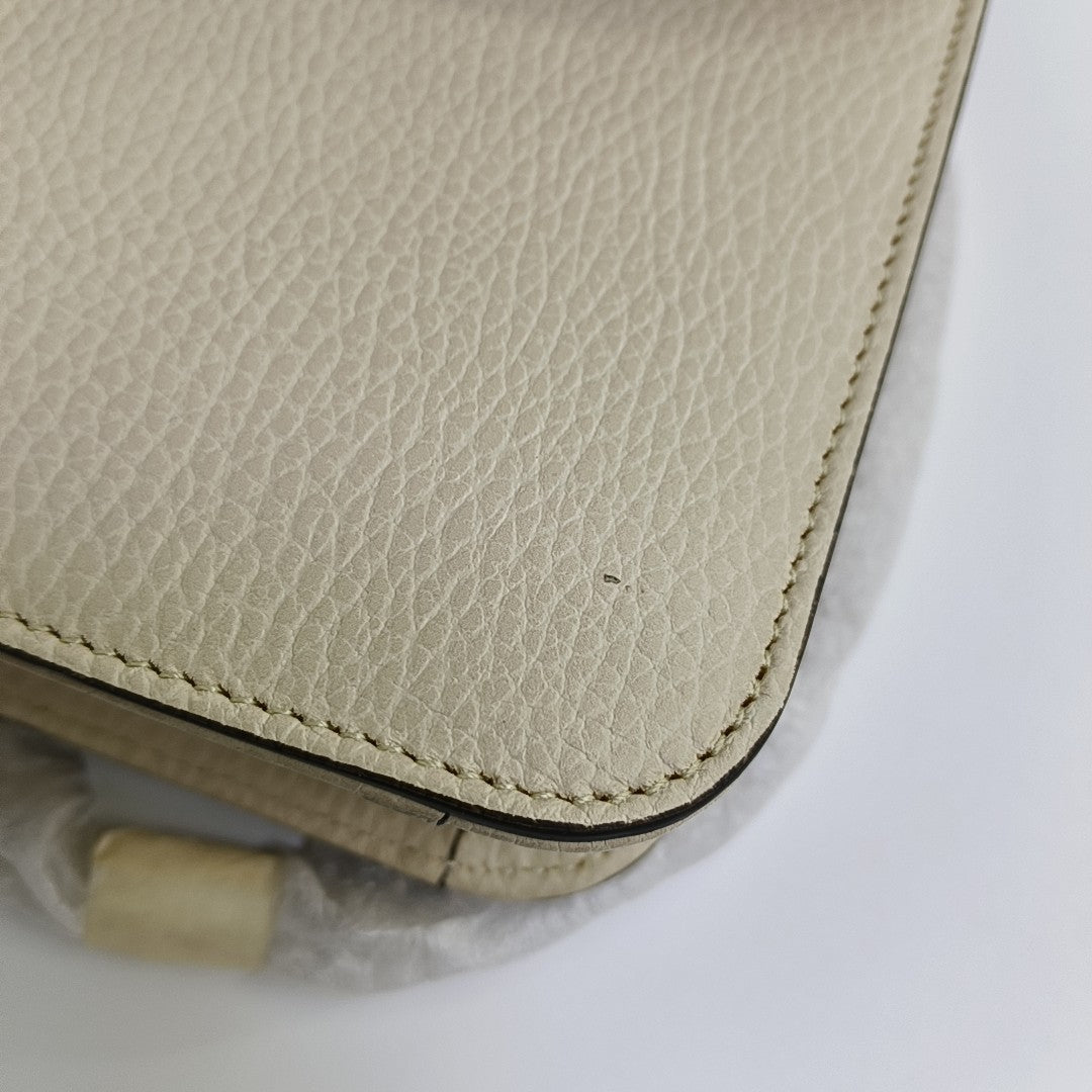 Interlocking G Large Calfskin Beige
