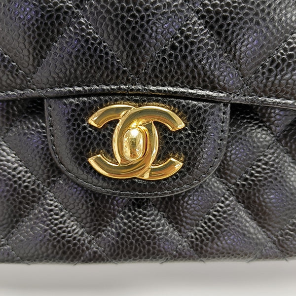 CLASSIC FLAP Medium Quilted Grained Calfskin Black