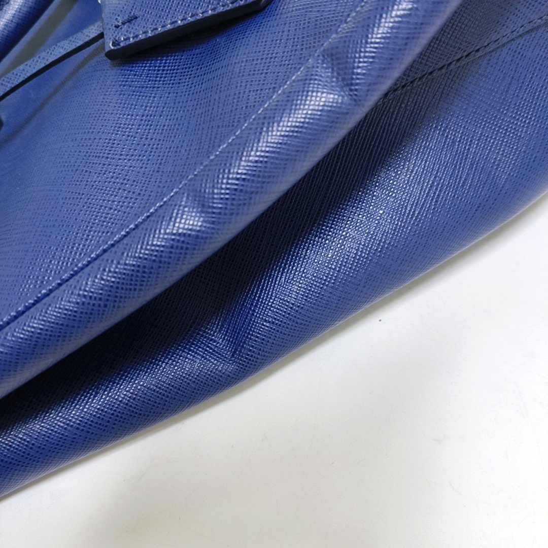 Galleria Large Calfskin Blue