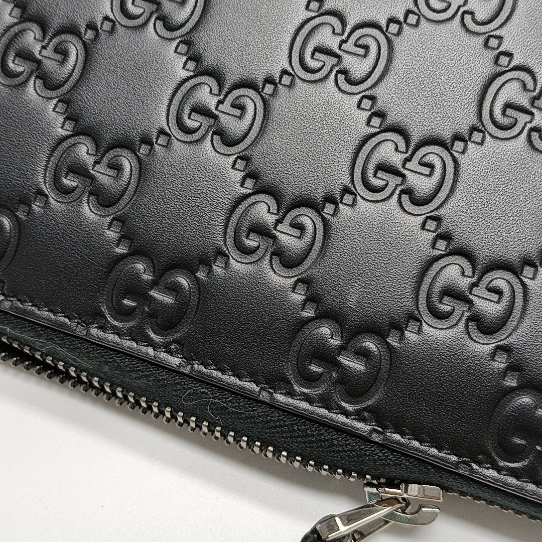 Signature Monogram Calfskin Black Wallet