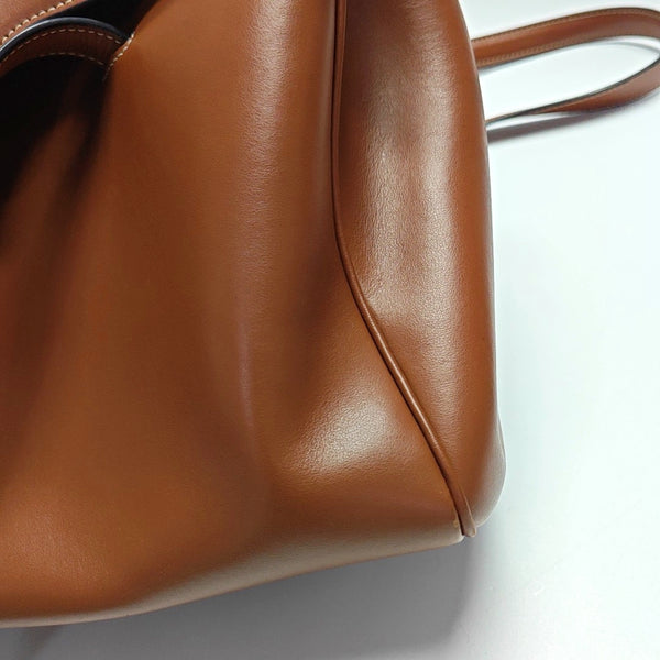 16 Medium Calfskin Brown