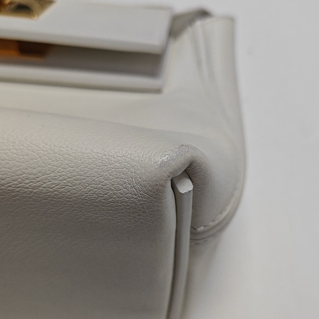 1 21 Evercolor White