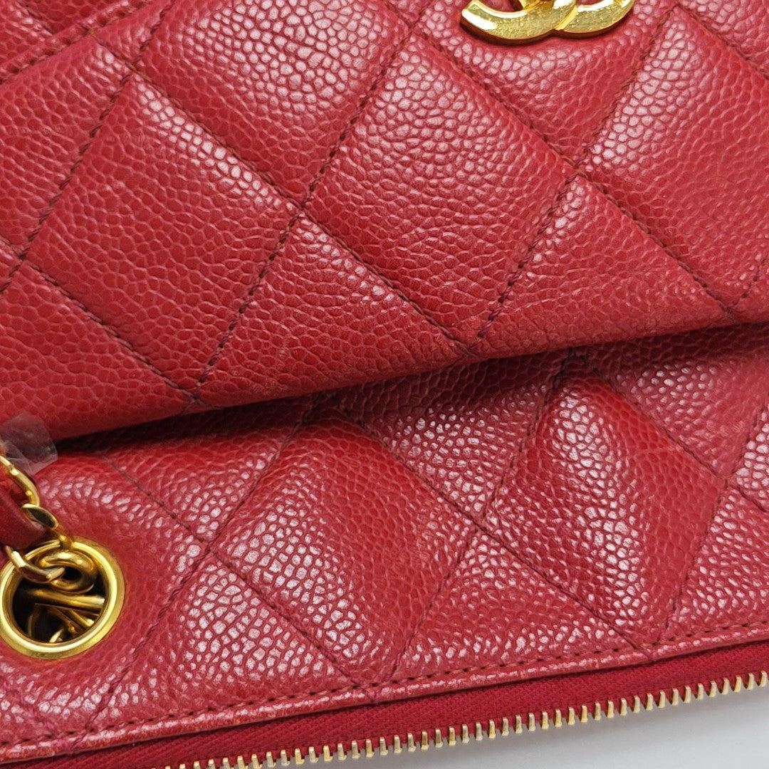 VINTAGE CC LOGO Quilted Grained Calfskin Red