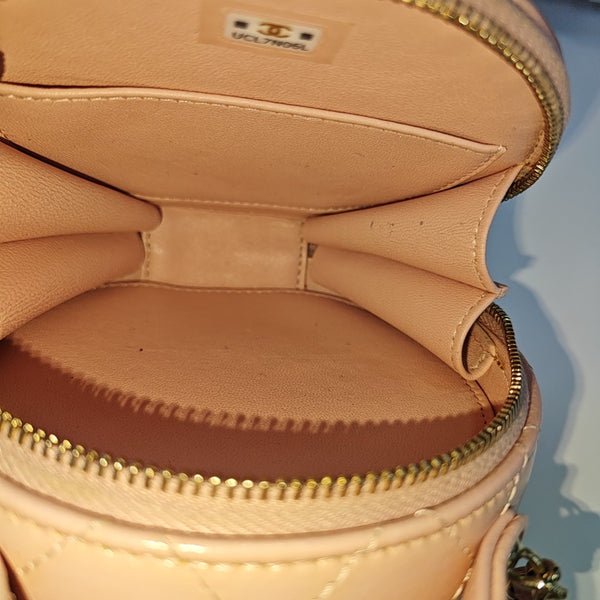 ROUND Quilted Lambskin Pink