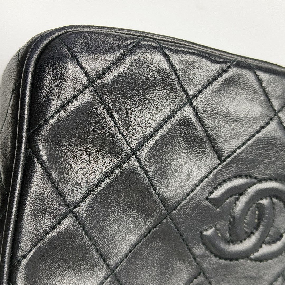 Quilted Lambskin Shoulder Bag Black