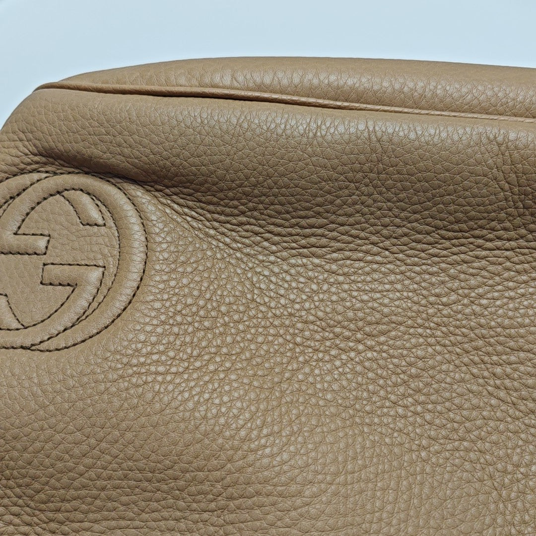 Soho Medium Calfskin Beige