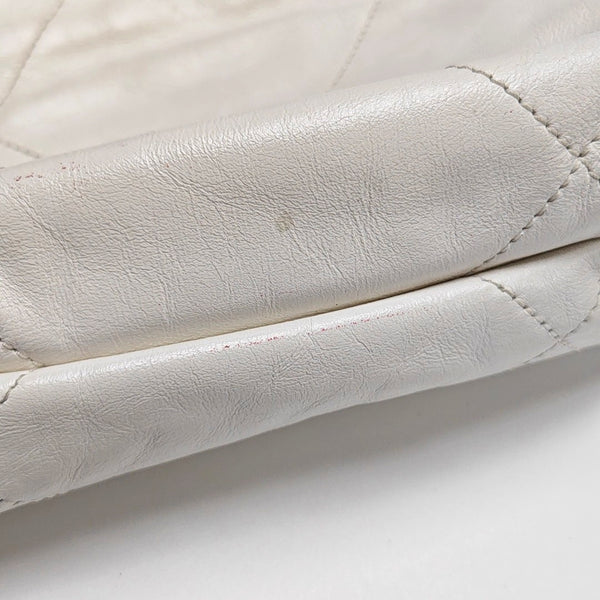 Authenticated pre-owned  CHANEL 22 Mini Quilted Calfskin White - Tote Bag at Looply
