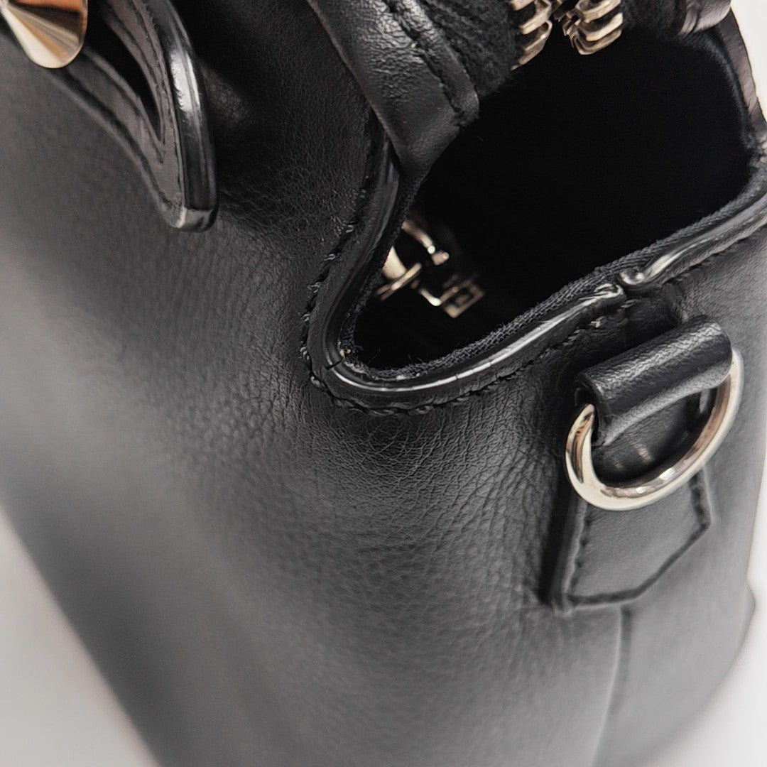 By The Way Medium Calfskin Black