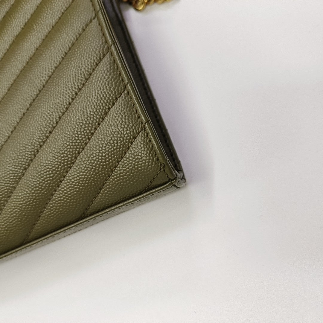 MONOGRAM Medium Chevron Calfskin Green