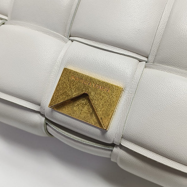 Cassette Medium Lambskin White