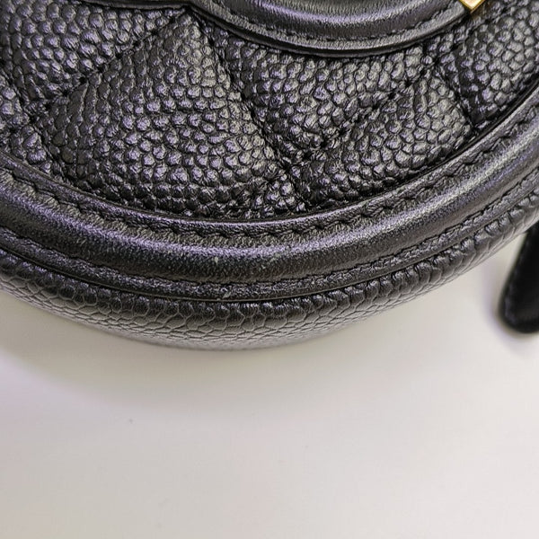 Authenticated pre-owned  FILIGREE Quilted Grained Calfskin Black - Shoulder Bag at Looply