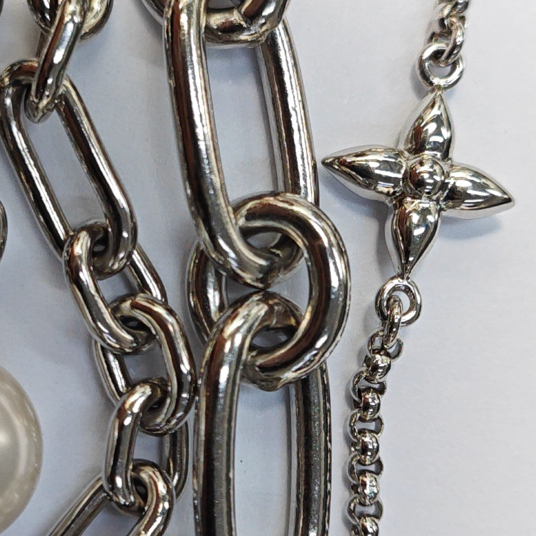 Metal Silver Necklace