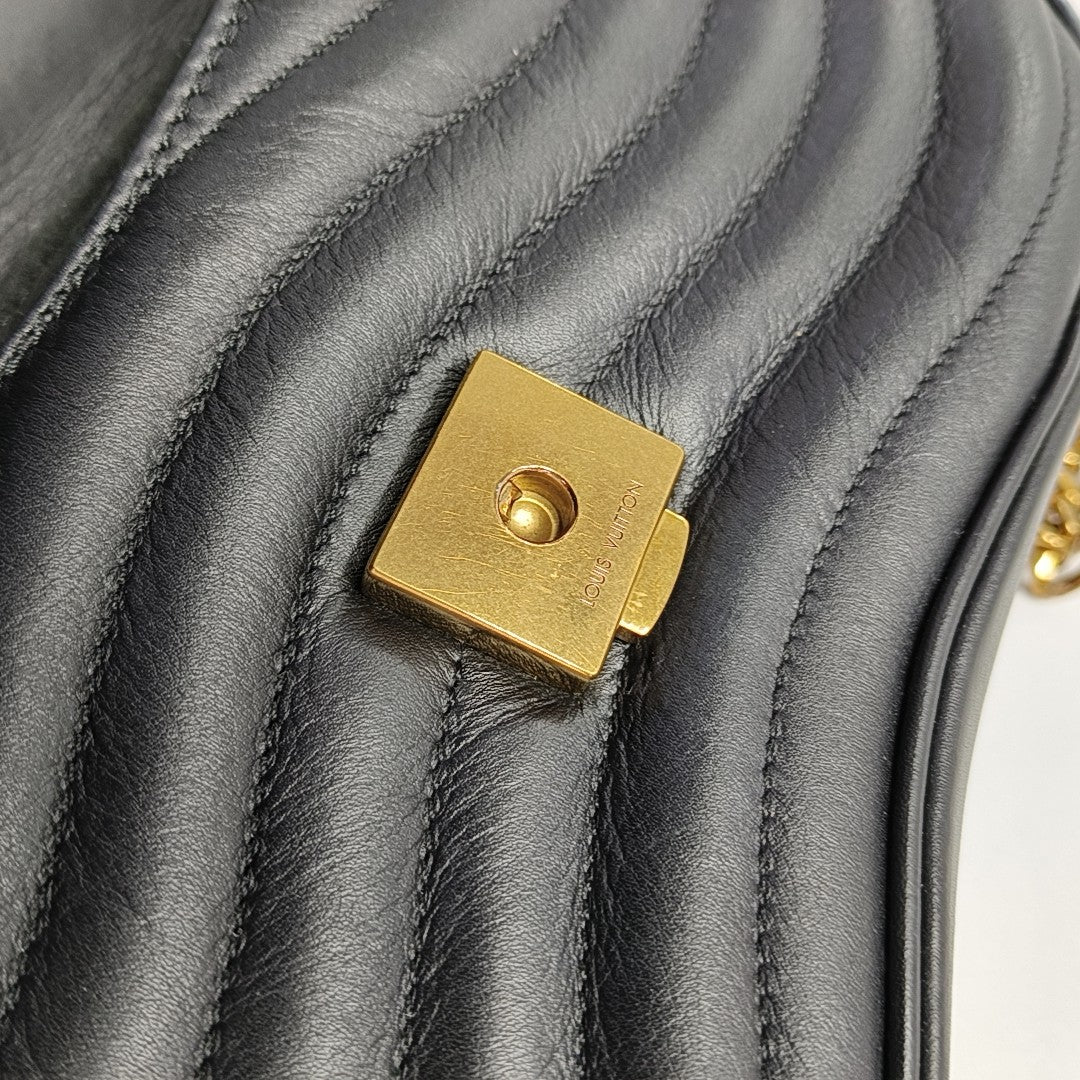 NEW WAVE MM Quilted Calfskin Black