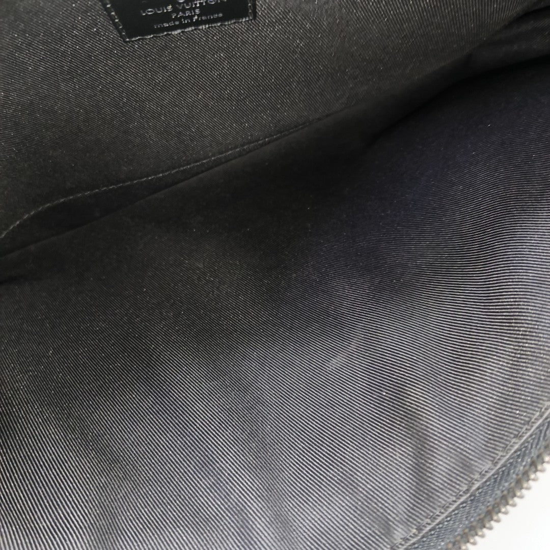 DISCOVERY Monogram Coated Canvas Black