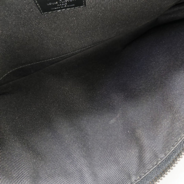 DISCOVERY Monogram Coated Canvas Black