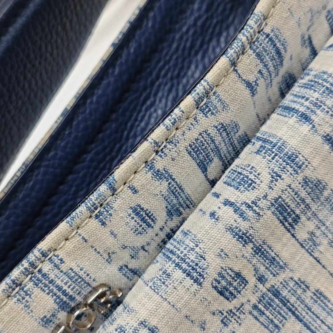 Saddle Soft Mini Fabric Blue