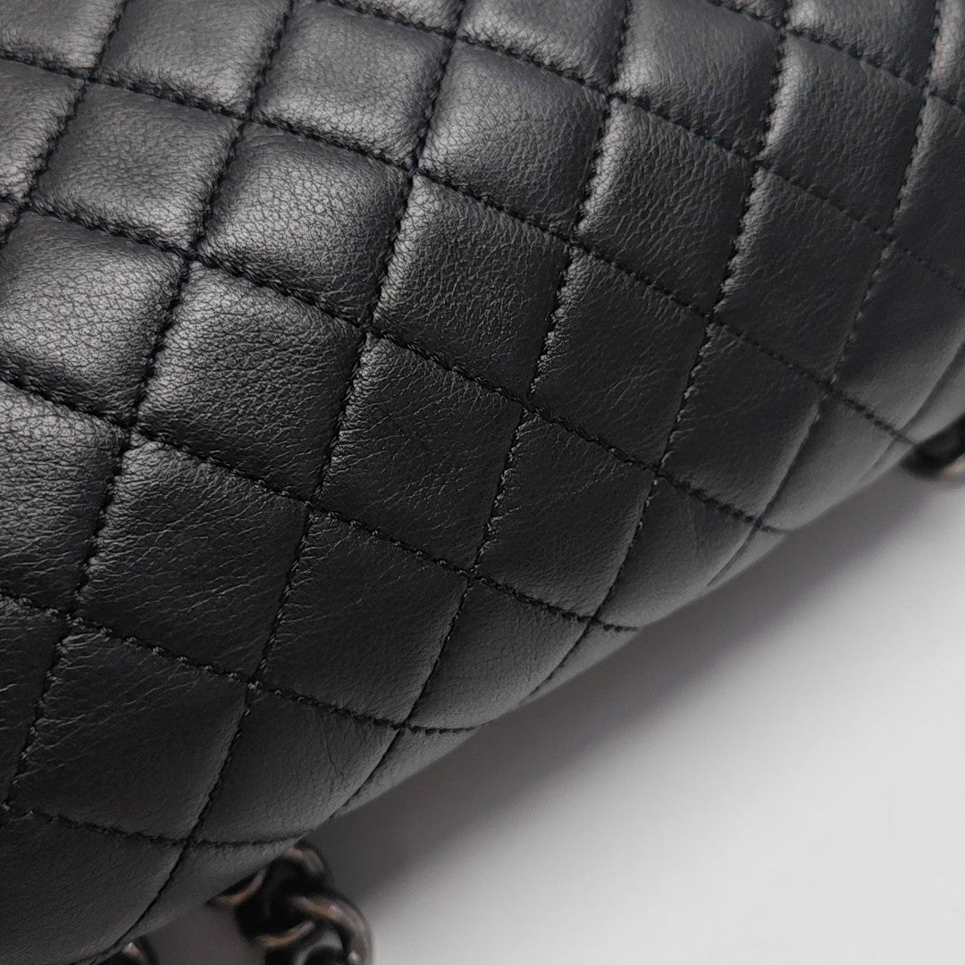 BOY CHANEL Medium Quilted Calfskin Black