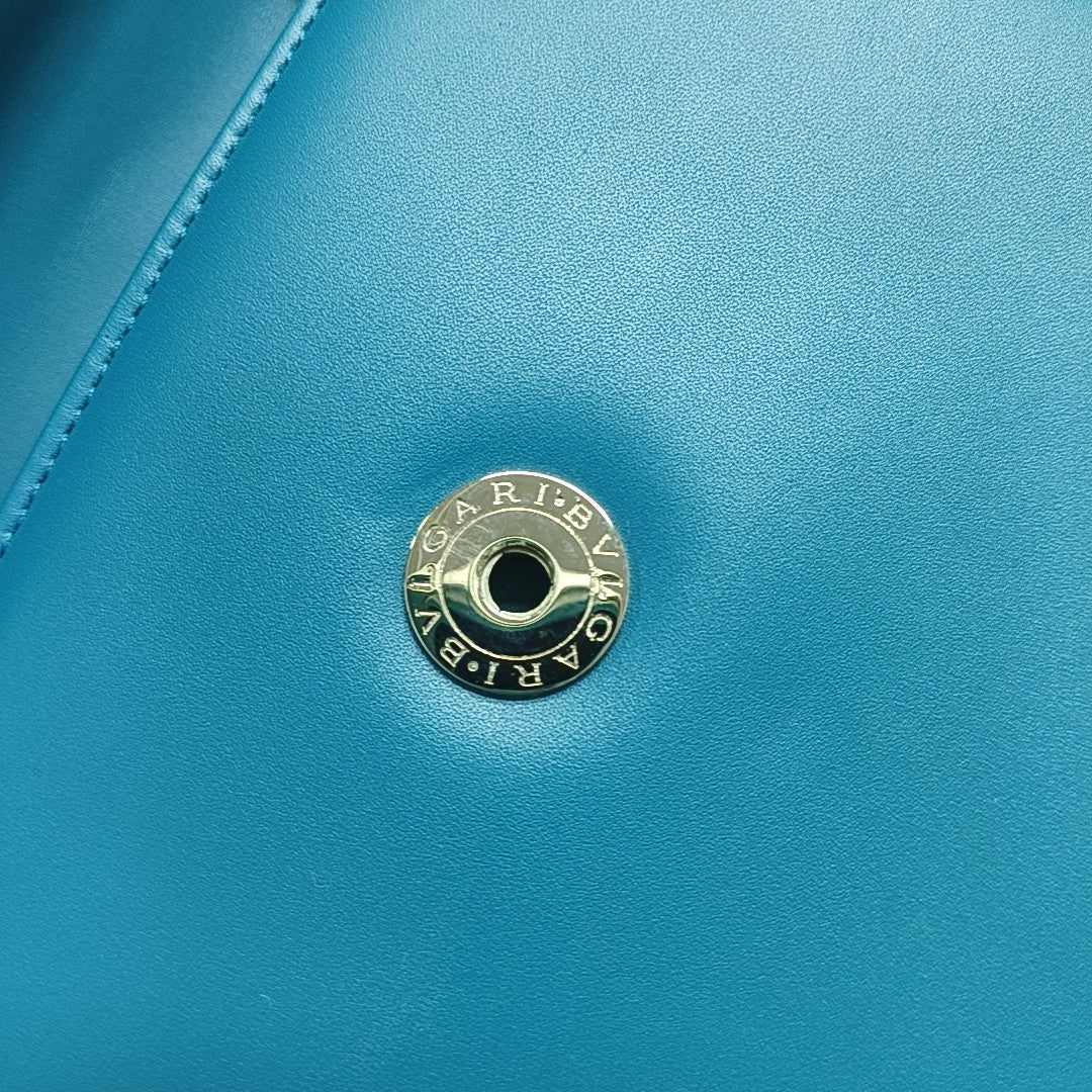 SERPENTI FOREVER Small Stingray Leather Green